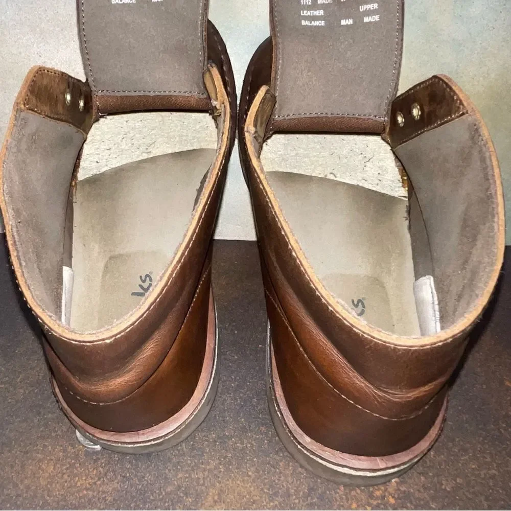 Clarks Classic Leather Brown Chukka Boots Men's Size 10M